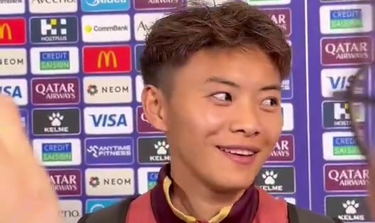 华体会官网入口-王霜：进球后掩面是快被自己蠢哭了，回去会好好总结怎么把握机会