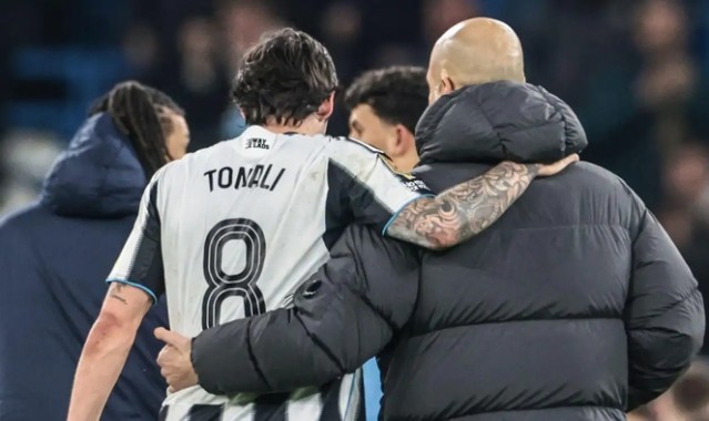 华体会官网入口-瓜迪奥拉透露与托纳利的谈话，曼城正在考察纽卡斯尔中场球员|转会|阿森纳|桑德罗·托纳利|国脚|伊蒂哈德_新浪体育_新浪新闻