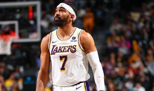 华体会官网入口-文森特：39岁詹姆斯时常回到25岁，持久力太神奇