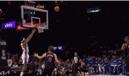 华体会官网入口-仙人指路！乔治刚过半场送抛传 埃奇库姆一飞冲天空接暴扣